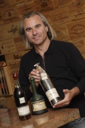 3 Flaschen Armagnac und Cognac von 1900