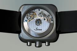 Mazda Designer Uhr