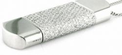 USB-Stick mit Diamanten von miiSTOR