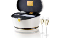 Veuve Clicquot Champagner und Riva Boot