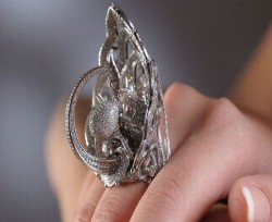 Diamantring mit 2.525 Diamanten - Tsarevna Swan Ring