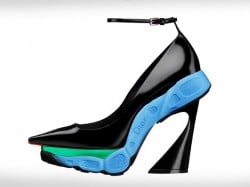 Futuristischer Sneaker in Kombination mit Pumps von Dior