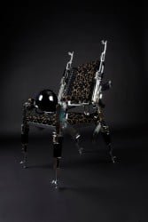 Der AK47 Chair No. 1 von Rainer Weber