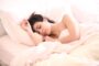 CBD gegen Schlaflosigkeit: Wie Cannabidiol Ihnen beim Schlafen helfen kann