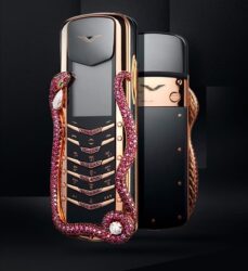 Vertu Signature Cobra Limited Edition Keypad Phone